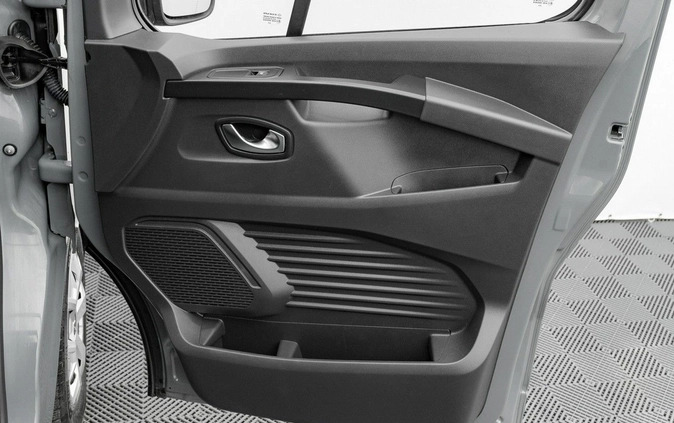 Renault Trafic cena 171900 przebieg: 39898, rok produkcji 2023 z Czaplinek małe 379